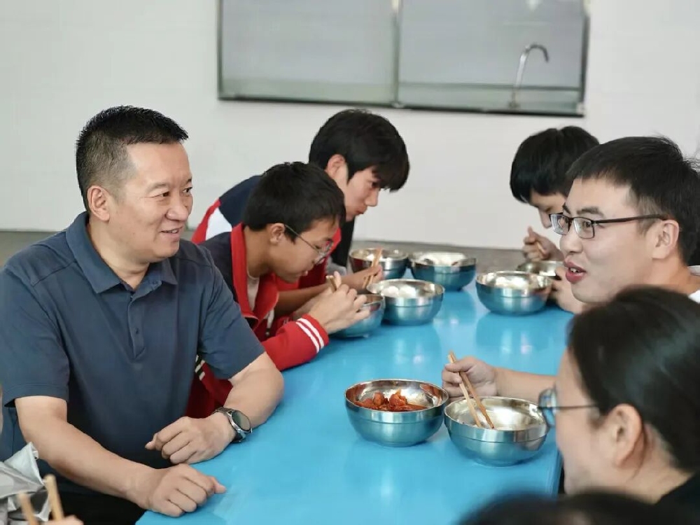 袁达成调研乡村振兴、村（社区）“两委”换届等工作