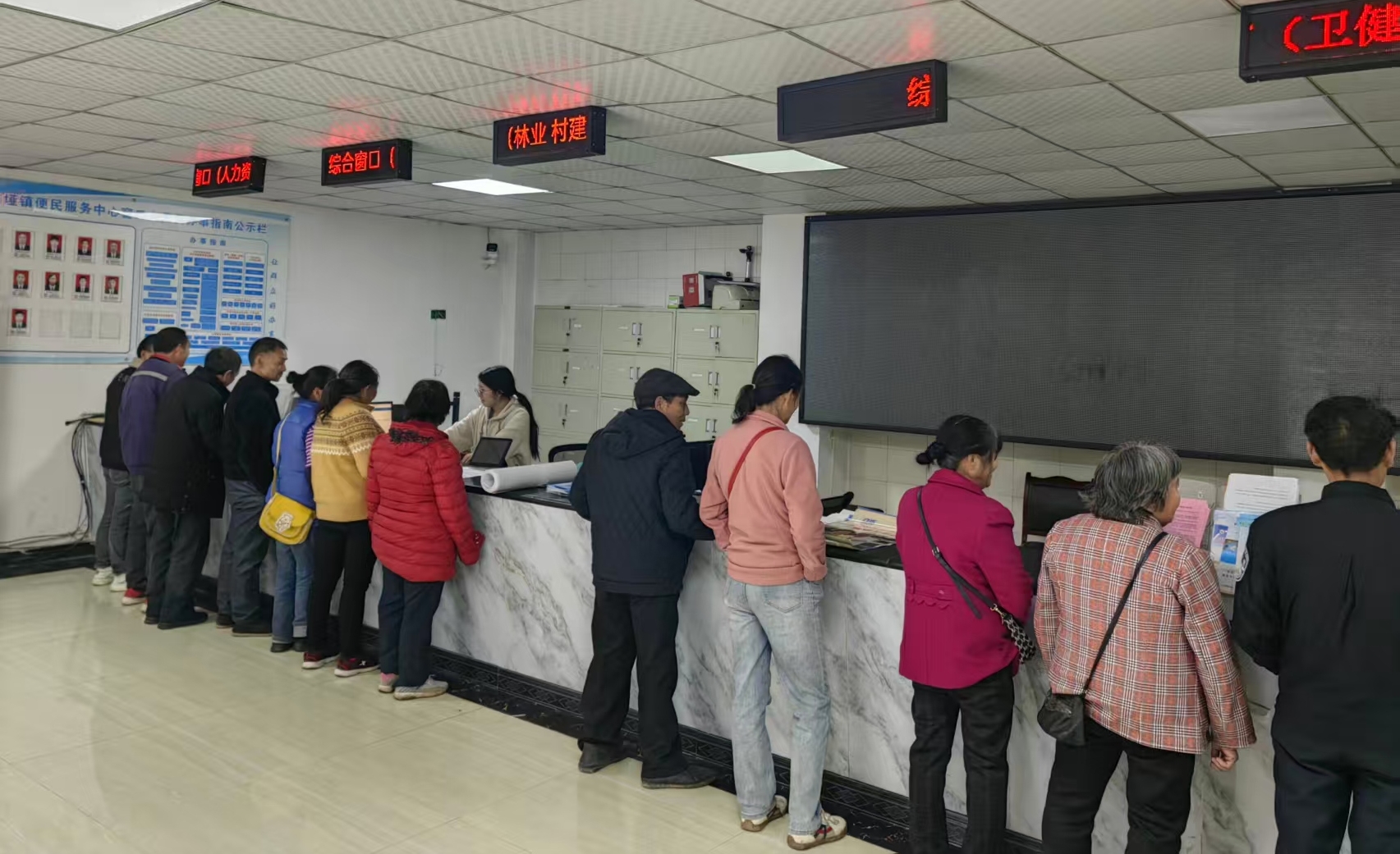 黄猫垭镇开展2025年“政务开放日”活动