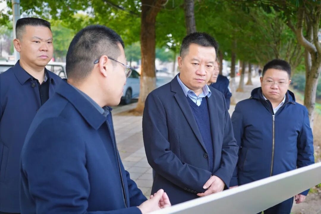 袁达成带队调研城市建设管理工作